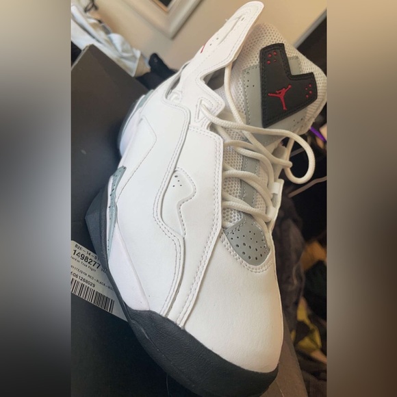 Jordan True Flight Women’s Size 8 - Picture 4 of 5